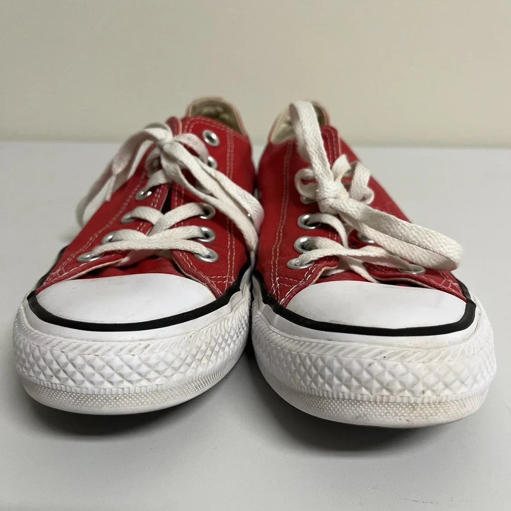Converse Chuck Taylor All Star Low Top Red Canvas Sneakers Unisex Size 8 Skater